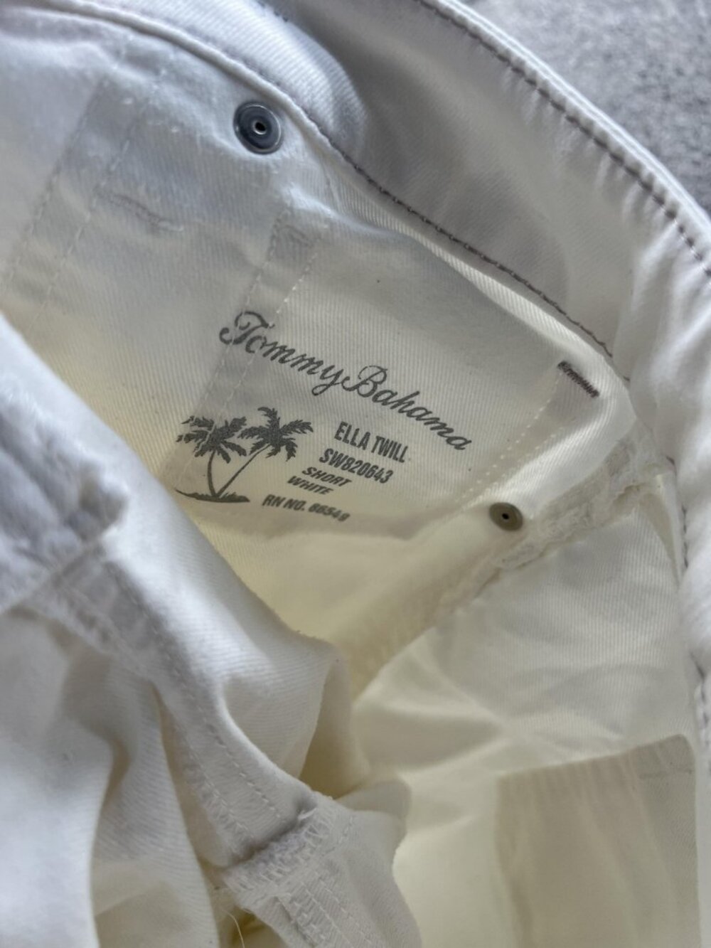 Tommy Bahama Shorts Womens 6 White Ella Twill Cutoff Raw Hem 3 Inseam Casual - Picture 3 of 9